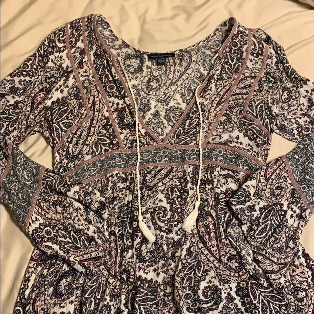 AMERICAN EAGLE LONG SLEEVE BLOUSE